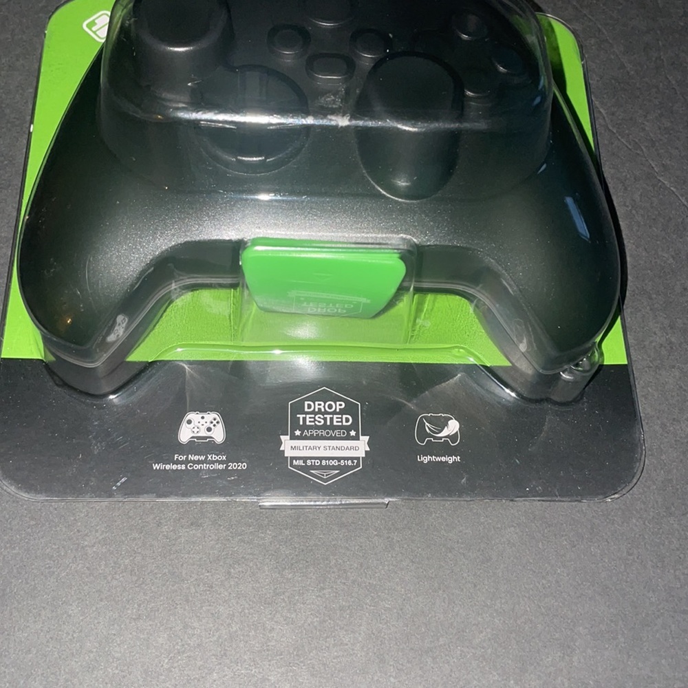 Tomtoc Armor Case for XBox X Controller - Picture 2 of 7